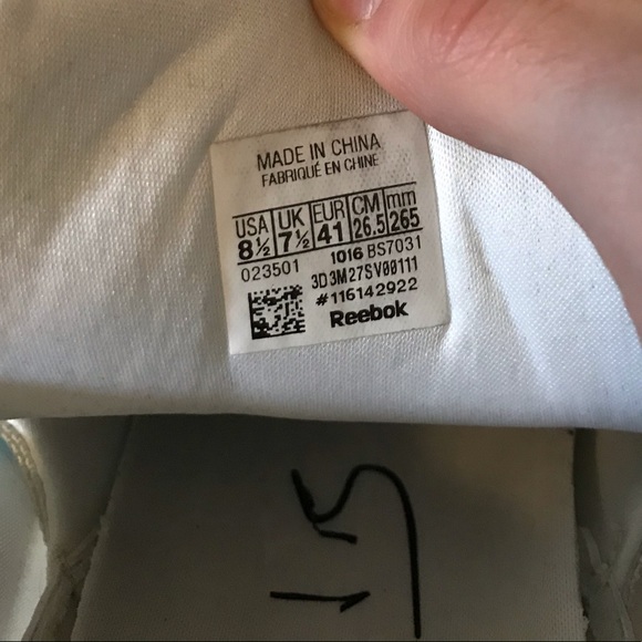 Vetements x Reebok graffiti Instapump - Picture 4 of 4